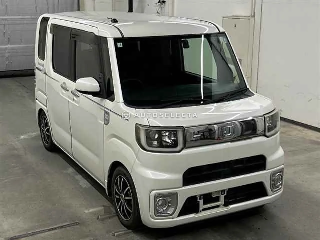 Daihatsu Wake 2015, photo 1 of 1