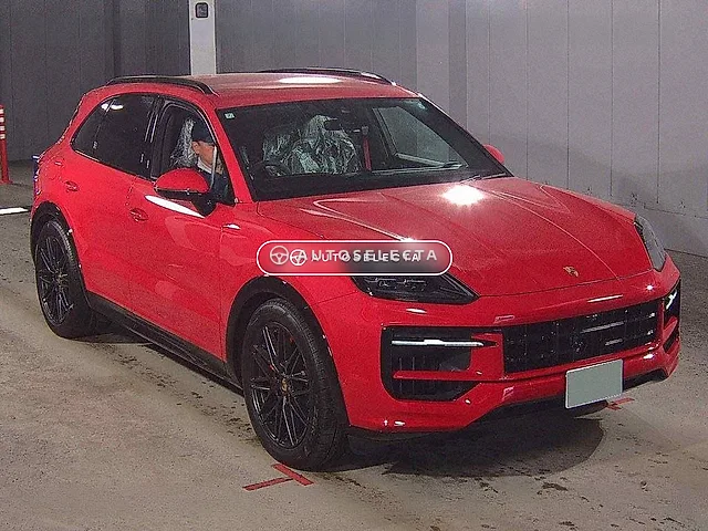 Porsche Cayenne 2024, auction grade 4.5