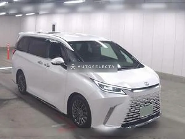 Lexus LM 2024, auction grade 4.5