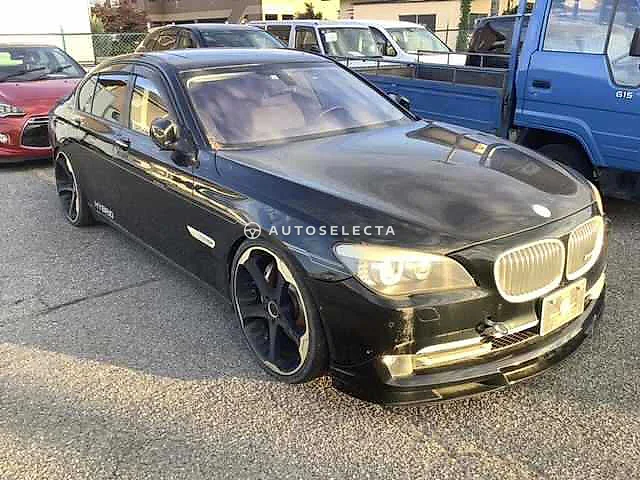 BMW 7 Series 2012