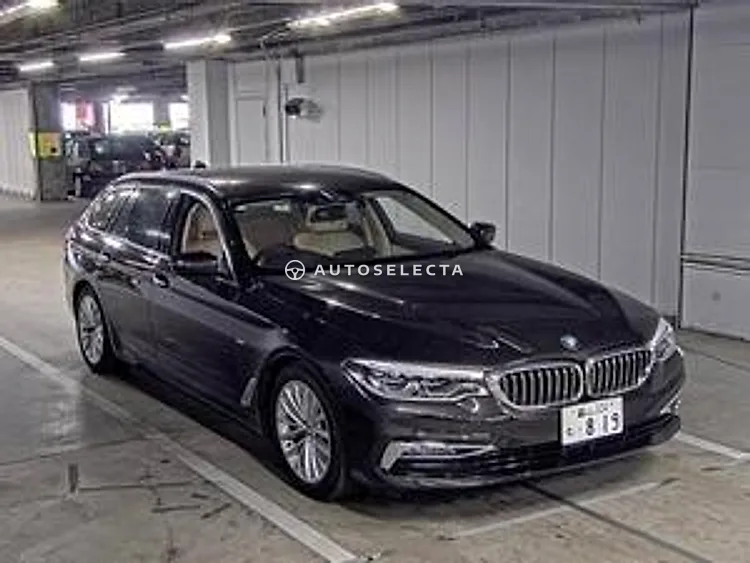 BMW 5 Series 2018, photo 1 of 1