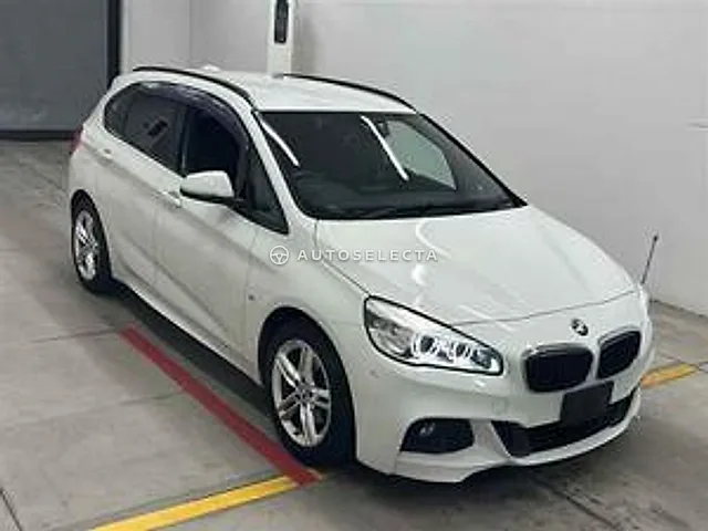 BMW 2 Series 2018, auction grade 4
