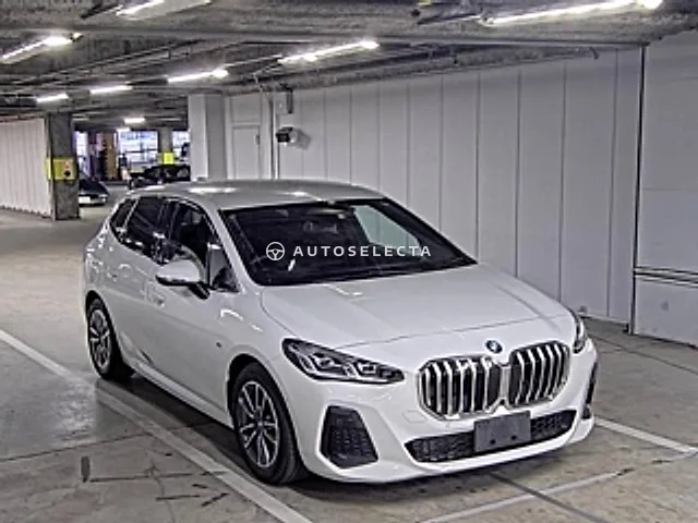 BMW 2 Series 2022, auction grade 4.5