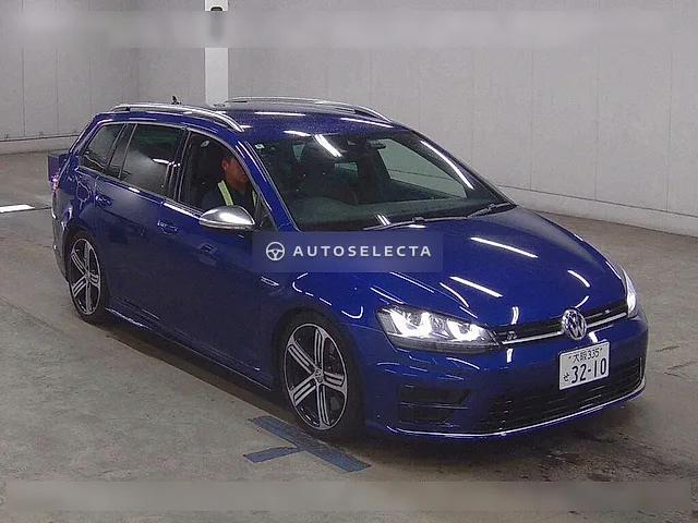 Volkswagen Golf R Variant 2016, auction grade 3.5