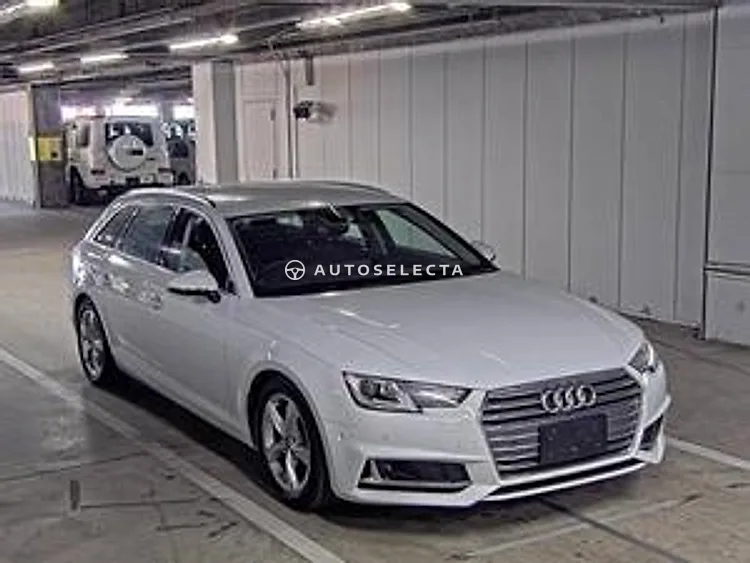 Audi A4 Avant 2019, photo 1 of 1