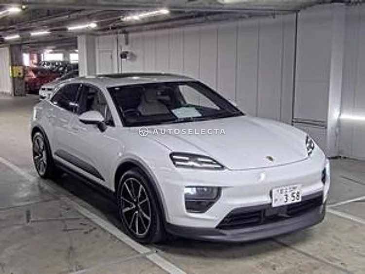 Porsche Macan 2025, photo 1 of 3