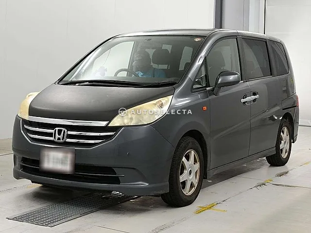 Honda Stepwgn 2008, auction grade 3.5