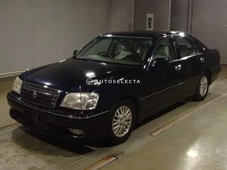 Toyota Crown 2002, photo 1 of 1