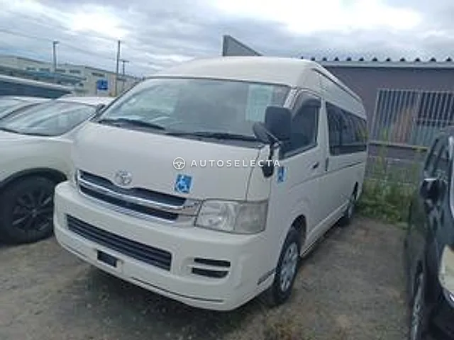 Toyota Hiace 2010, auction grade 3