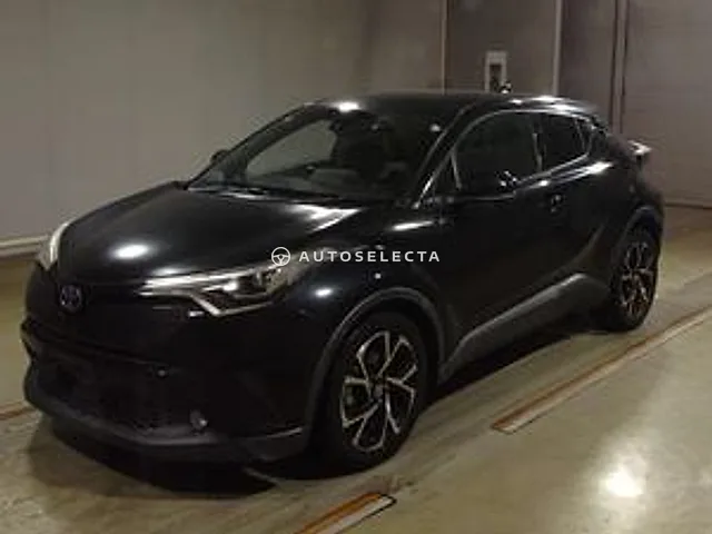 Toyota C-HR 2017, auction grade 3.5