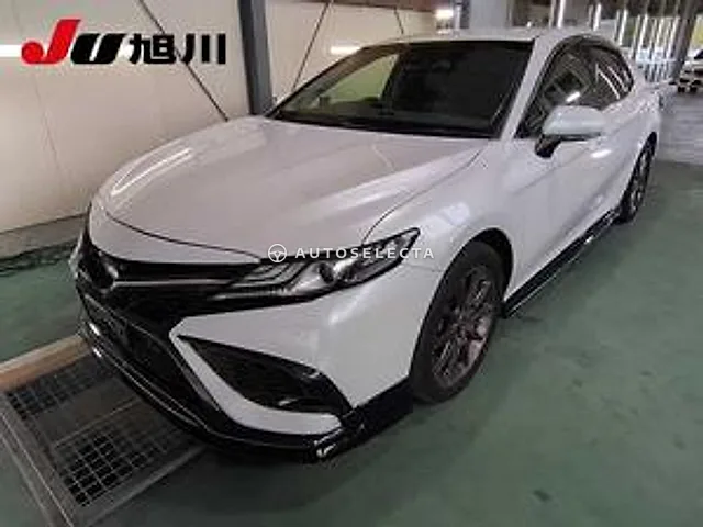 Toyota Camry 2021, auction grade 4