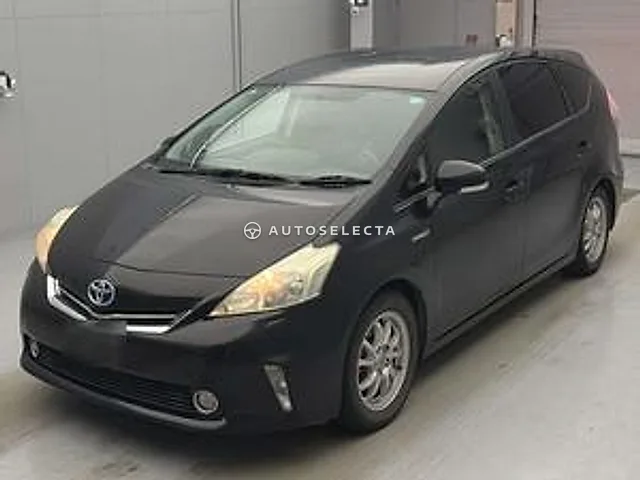 Toyota Prius Alpha 2011, auction grade 3.5