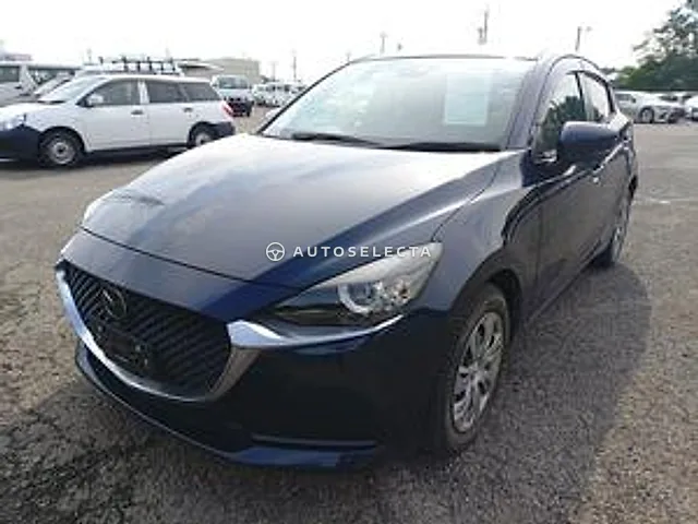 Mazda MAZDA2 2022, auction grade 4