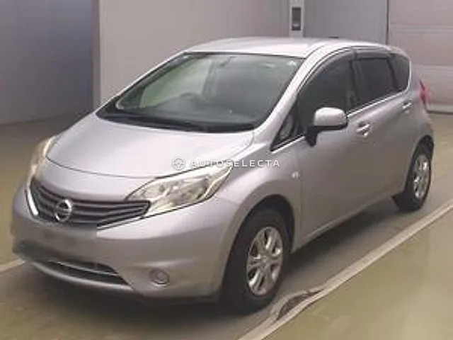 Nissan Note 2013, auction grade 3