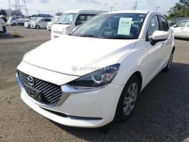 Mazda MAZDA2 2021, auction grade 4