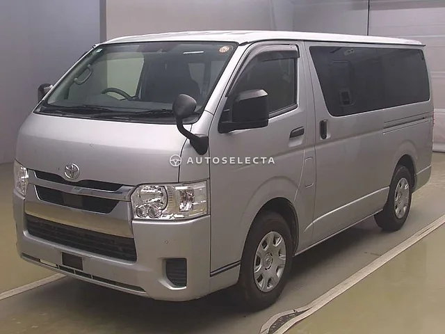 Toyota Hiace Van 2022, auction grade R
