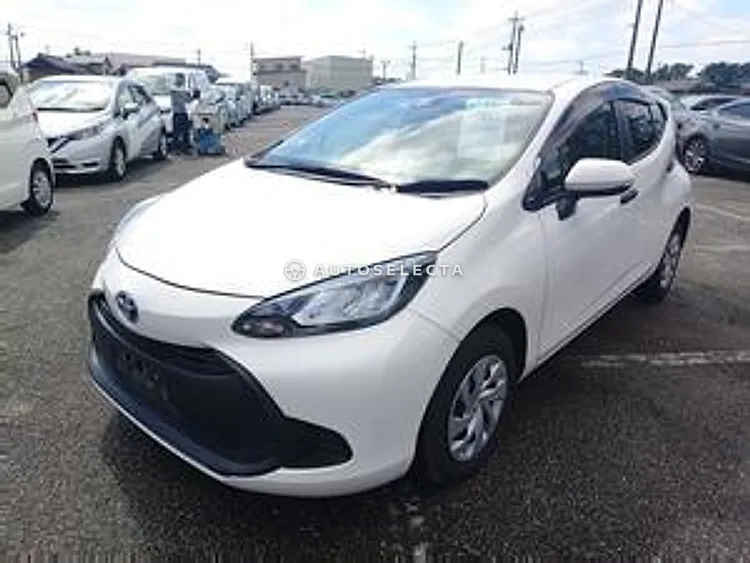 Toyota Aqua 2021, photo 1 of 1