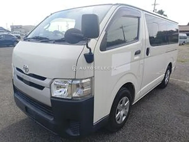 Toyota Hiace 2020, auction grade 3.5