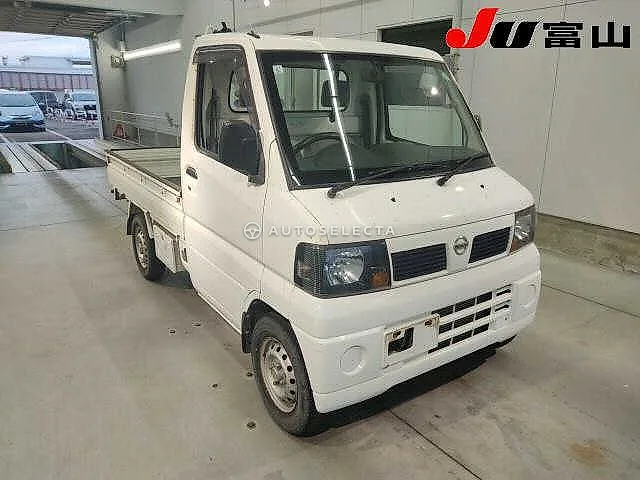 Nissan Clipper 2010, auction grade 3.5