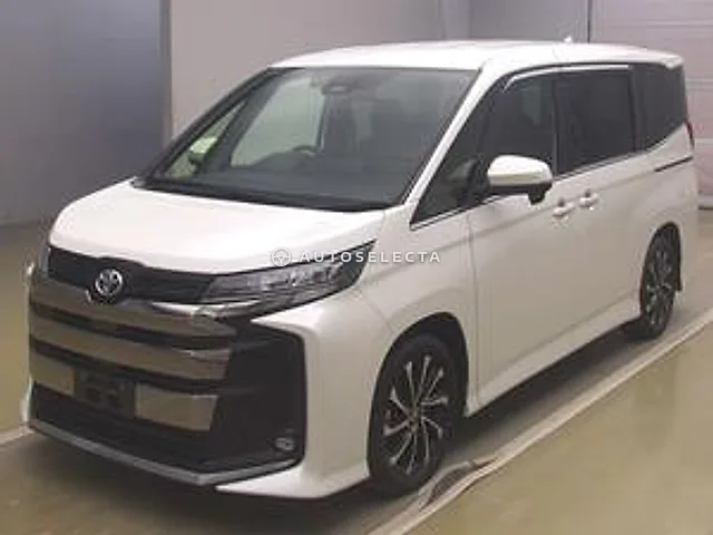 Toyota Noah 2023, auction grade 4