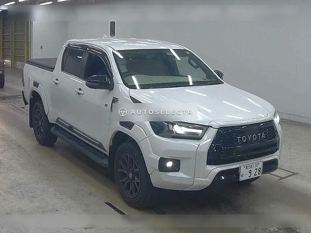 Toyota Hilux GR Sport 2024, auction grade 4.5