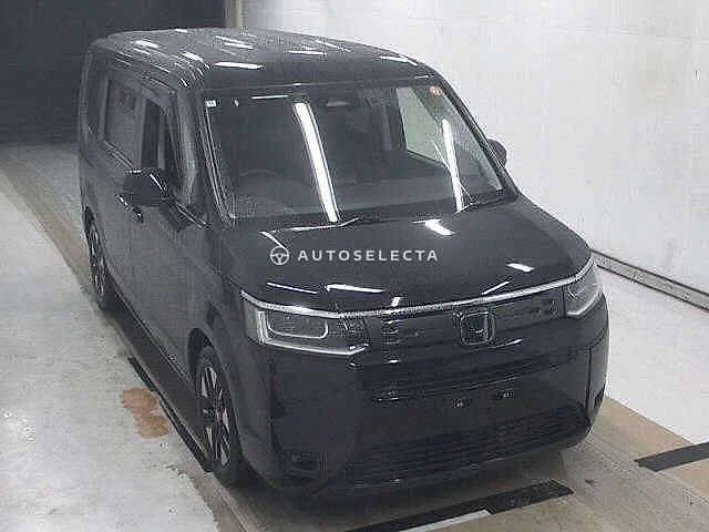 Honda Stepwgn 2024, auction grade 4.5