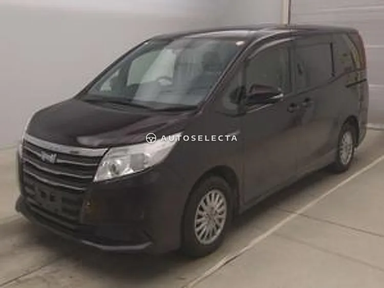 Toyota Noah 2016, photo 1 of 1