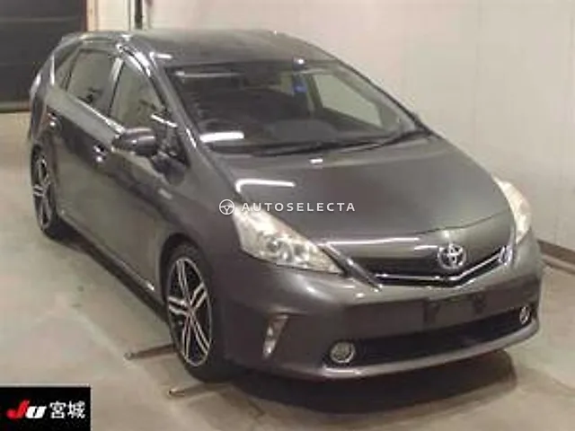 Toyota Prius Alpha 2013, auction grade 4