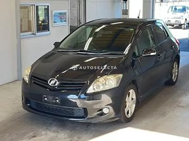 Toyota Auris 2011, auction grade 3.5
