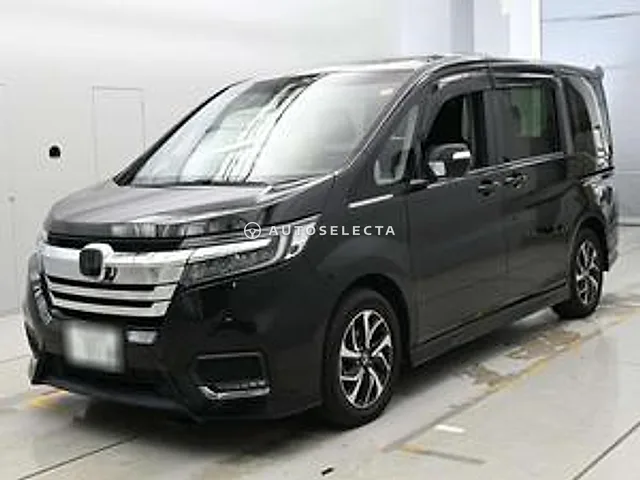 Honda Stepwgn Spada 2022, auction grade 4.5