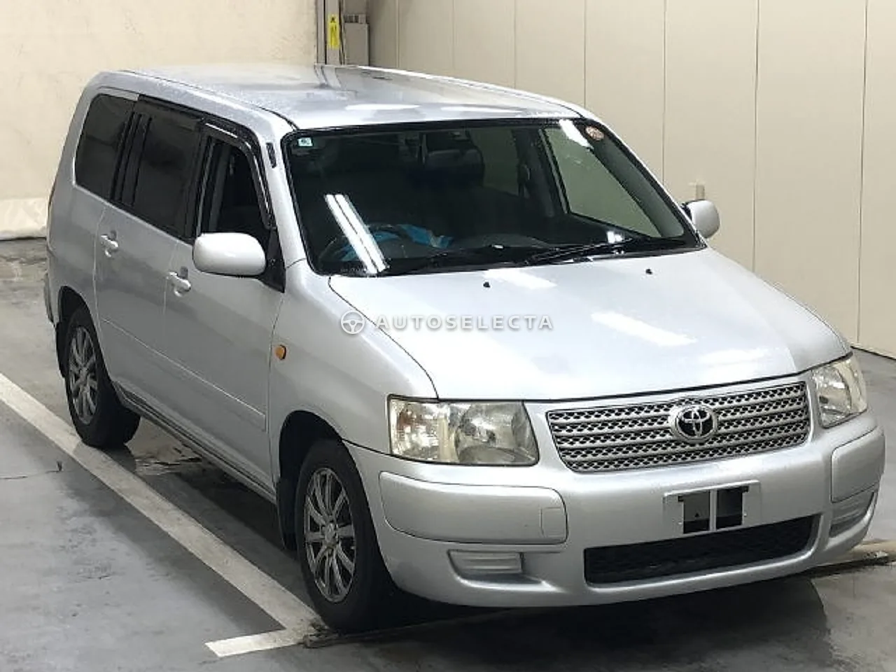 Toyota Succeed Wagon 2004, photo 1 of 1