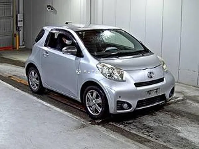 Toyota iQ 2015, auction grade 4