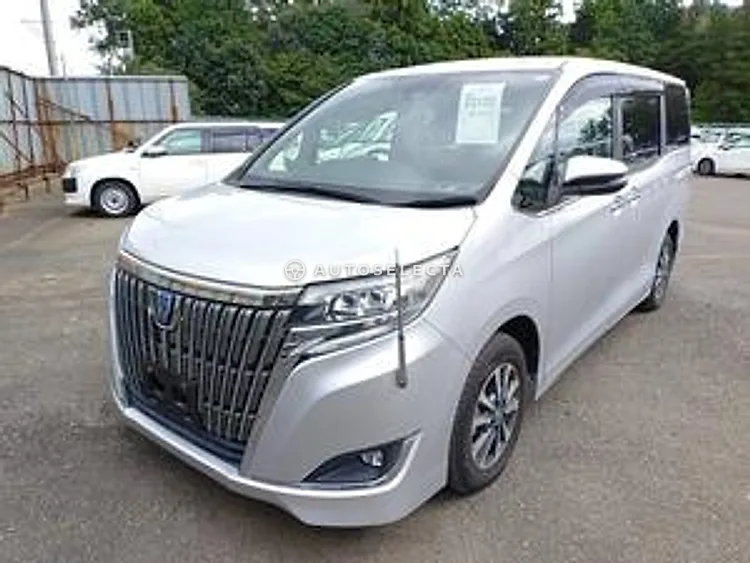 Toyota Esquire 2021, photo 1 of 1