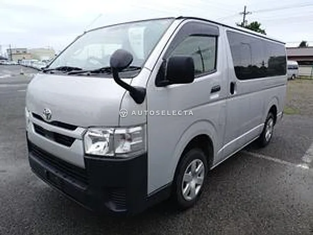 Toyota Hiace 2021, auction grade 3.5