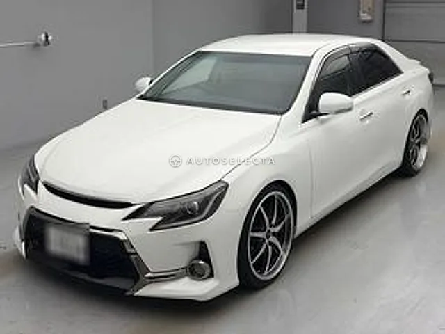 Toyota Mark X 2010, auction grade R