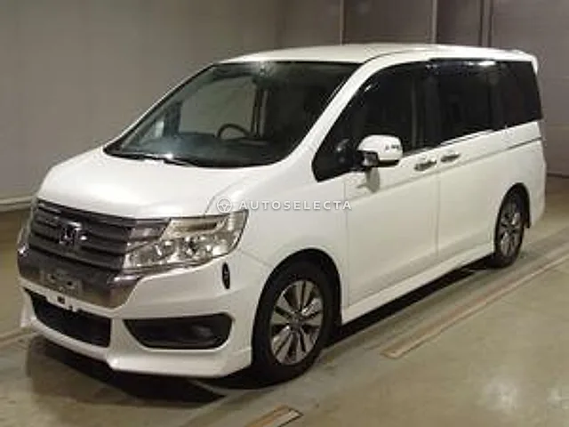 Honda Stepwgn Spada 2014, auction grade 3.5