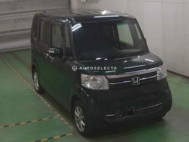 Honda N-BOX+ 2017, auction grade 4