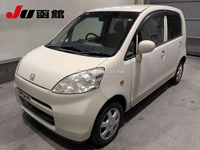 Honda Life 2007, auction grade 3