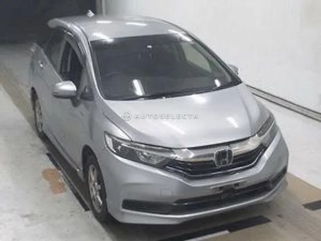 Honda Shuttle 2020, auction grade 3.5