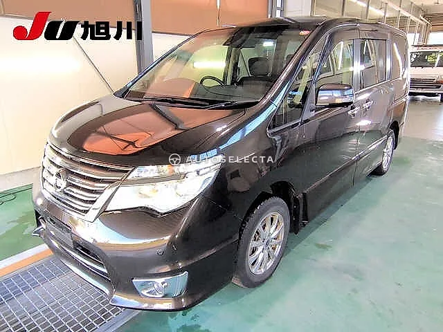 Nissan Serena 2014, auction grade R