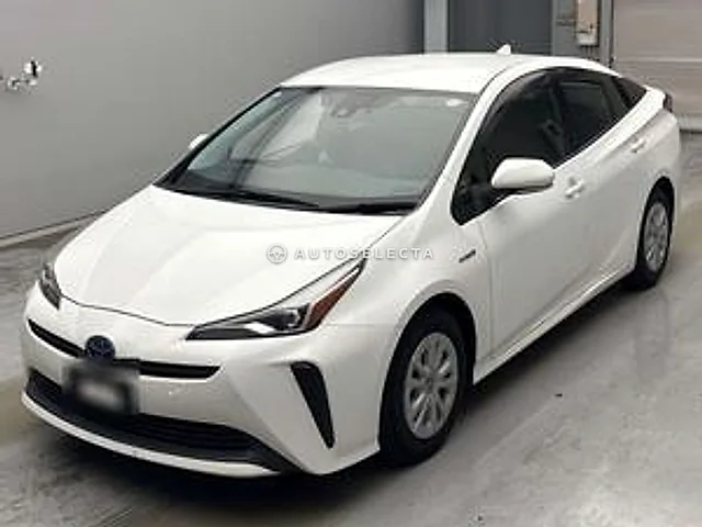 Toyota Prius 2019, auction grade RA