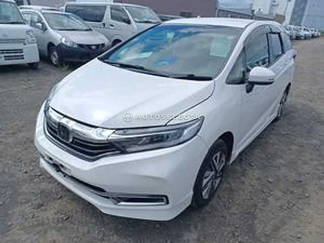 Honda Shuttle 2021, auction grade 3.5