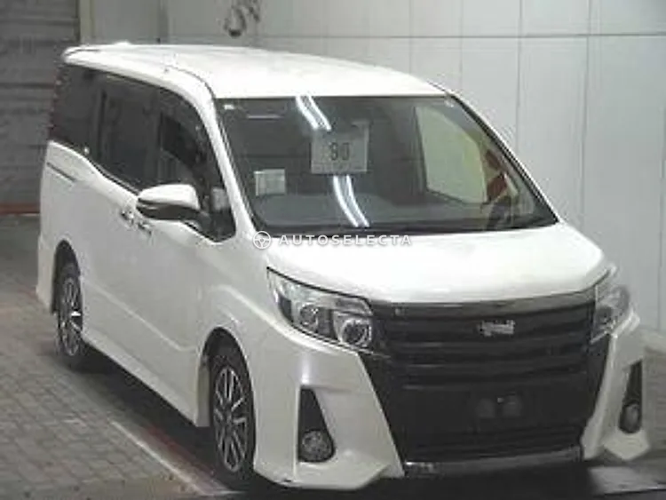 Toyota Noah 2016, photo 1 of 1