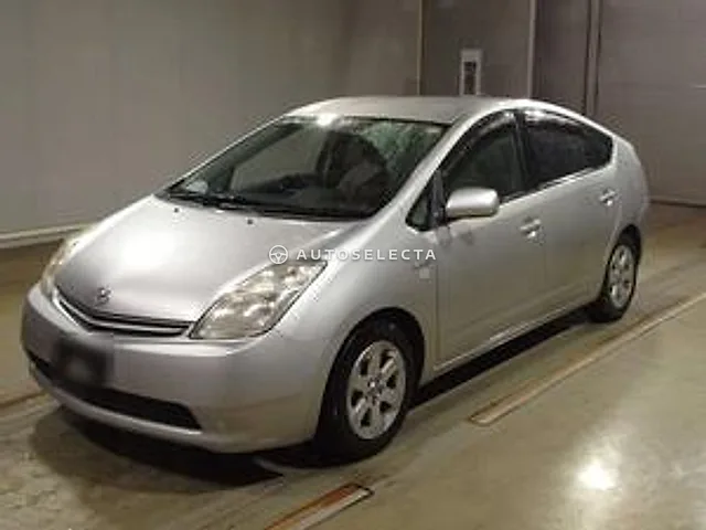 Toyota Prius 2012, auction grade R