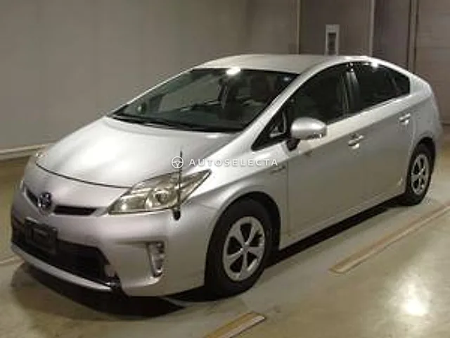 Toyota Prius 2012, auction grade R