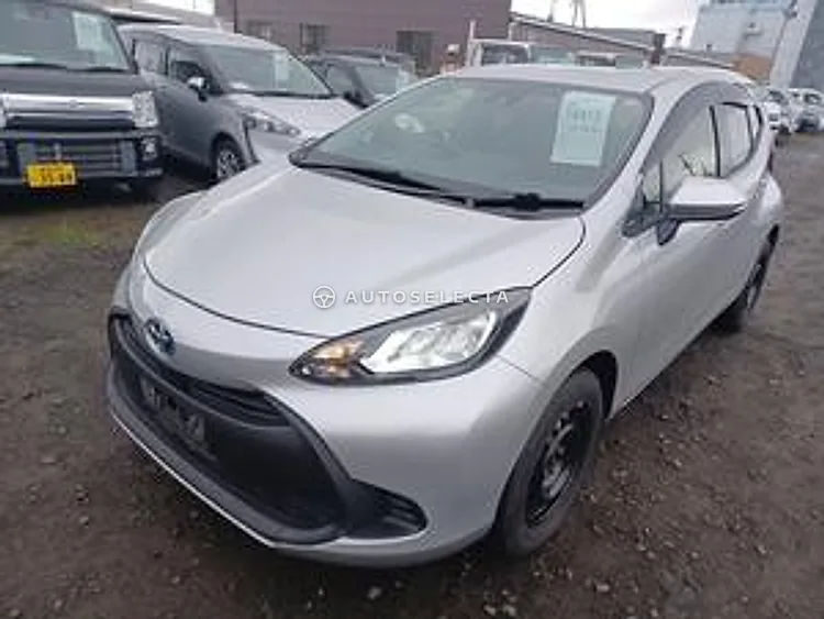 Toyota Aqua 2021, photo 1 of 1
