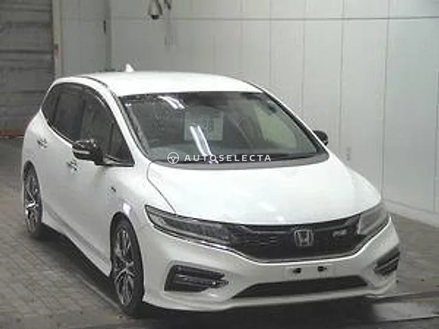 Honda Jade 2018, auction grade 4