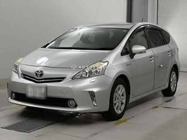 Toyota Prius Alpha 2014, auction grade 3.5