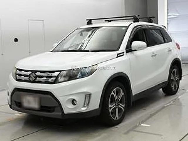 Suzuki Escudo 2015, auction grade 3.5