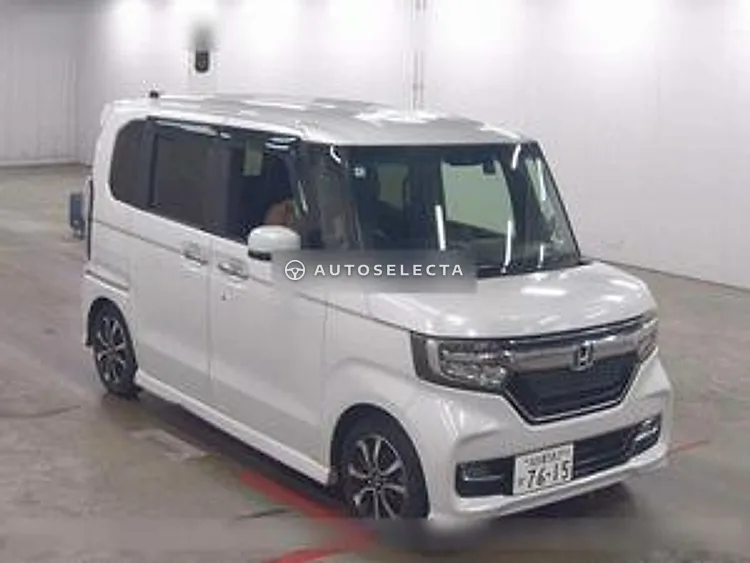 Honda N-BOX Custom 2018, photo 1 of 1